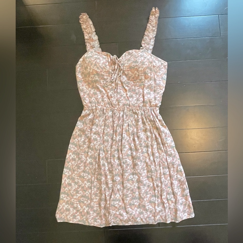 Women’s Floral Mini Dress size L